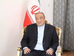 هدف ما خلق دلار برای کشور و حل مشکلات است