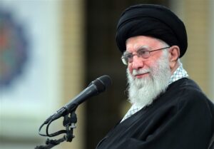 پیام تبریک آیت الله خامنه‌ای به ملت و پزشکیان رئیس‌جمهور منتخب
