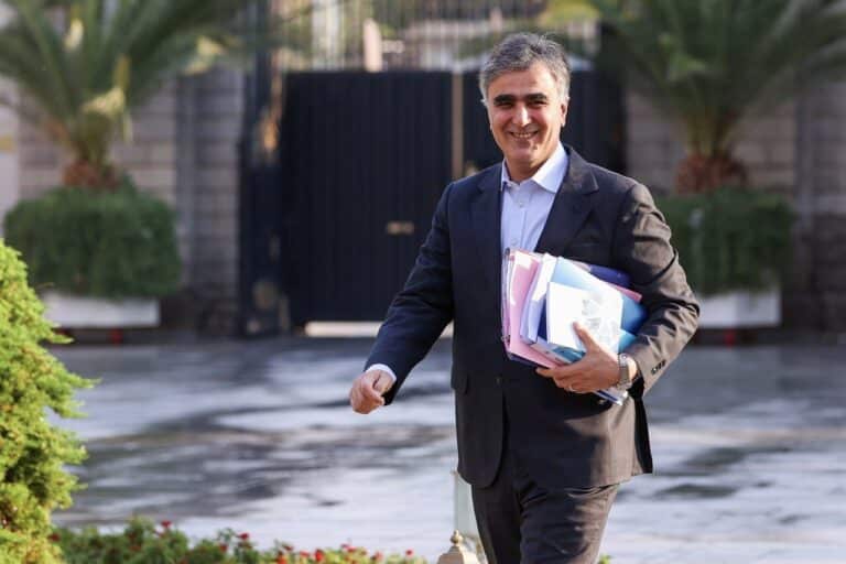 به‌زودی اخبار خوبی از افزایش روابط پولی و بانکی ایران با عمان منتشر می‌شود