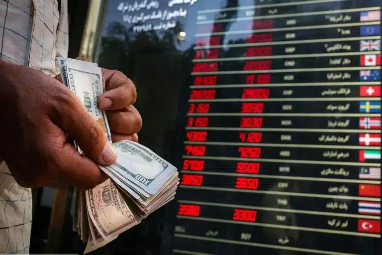 ۶۰ تا ۸۰ میلیارد دلار ارز صادراتی بازنگشت؛ نقش پررنگ شرکت‌های دولتی