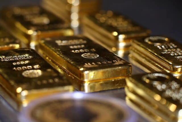 طلای جهانی از درخشش افتاد طلای جهانی از درخشش افتاد